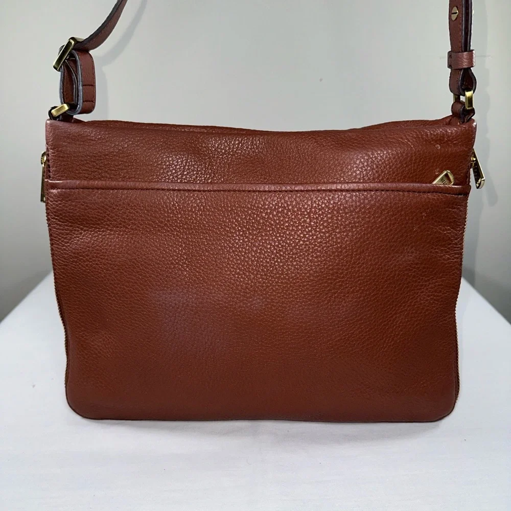 Fossil Piper Brown Pebble Leather Crossbody Small Messenger Bag Expandable